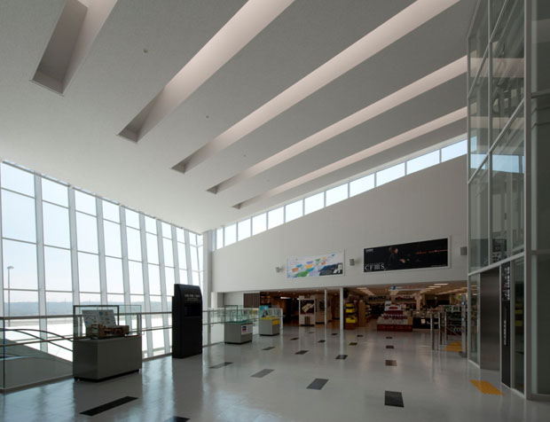 2009.07 - 大云的橡膠地磚使用於日本靜岡機場的旅客大樓，目前已啟用
